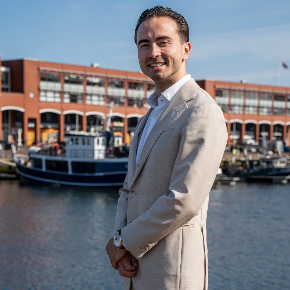 Io Kam - NVM Makelaar in opleiding bij DOEN NVM Makelaars