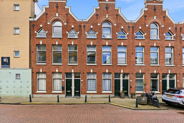 Rembrandtstraat 127, 'S-GRAVENHAGE